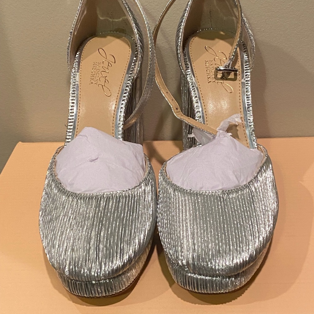 Jewel Badgley Mischka Silver Heels